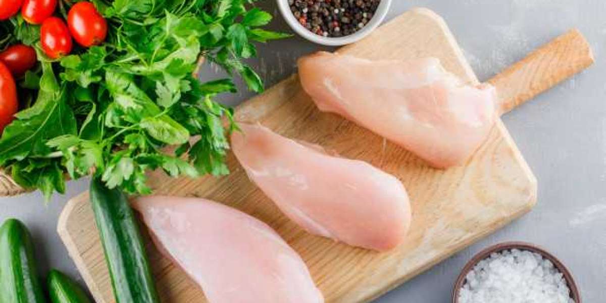 Рецепта за салата от пиле с боровинки